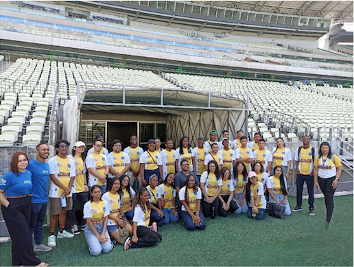 Estudantes da Unilab participam de vivência na Arena Cas...